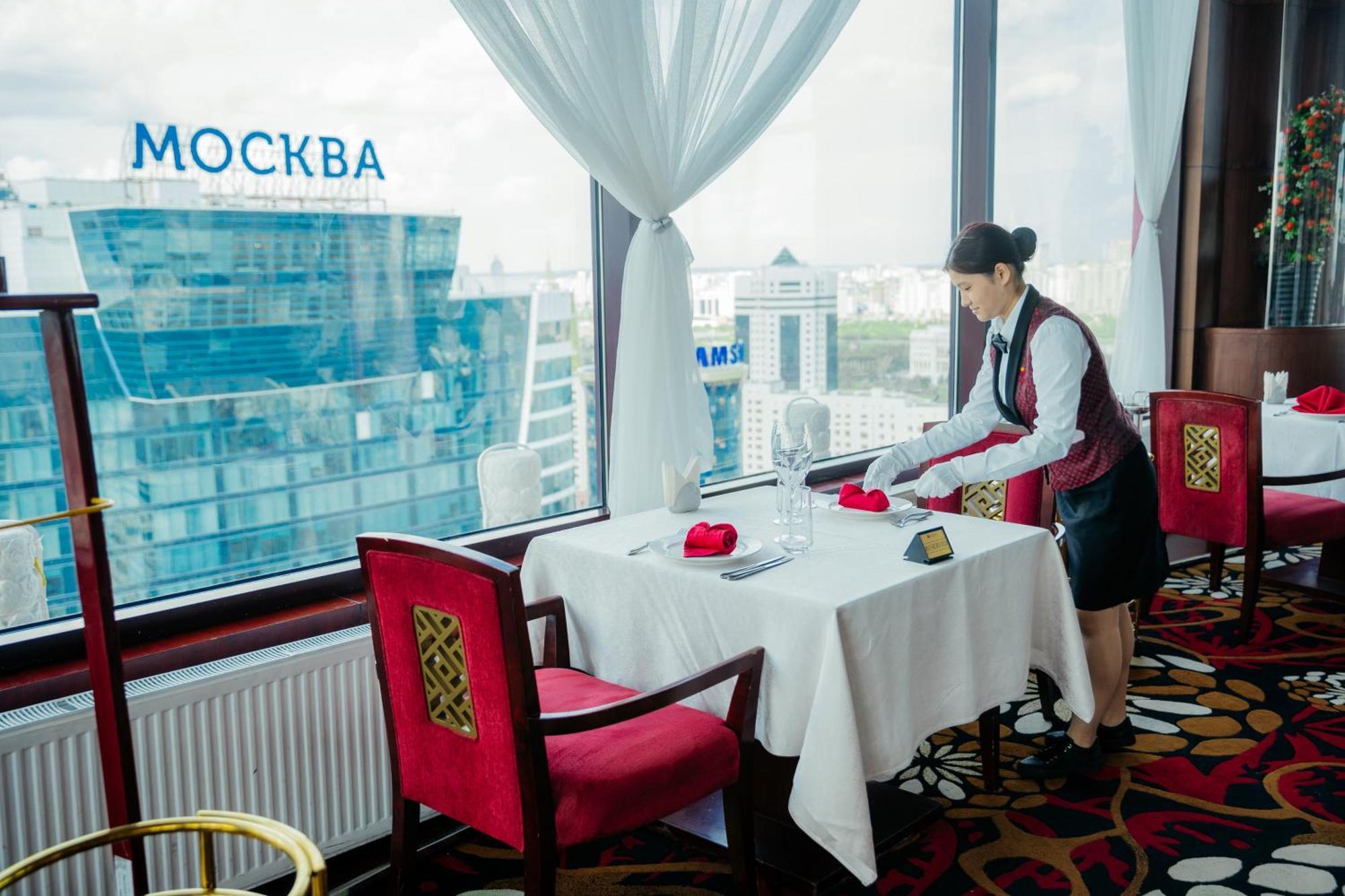 Beijing Palace Soluxe Hotel Astana Exteriér fotografie A restaurant in Astana